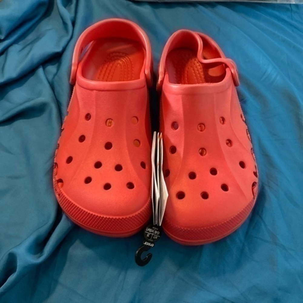 Crocs Baya Clog pepper shoe slip on red 13women/11mens new with tags!